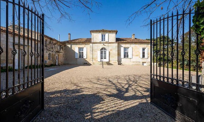 Ambares-et-Lagrave Bed & Breakfast | 65 m² Bed and breakfast ∙ 3 guests