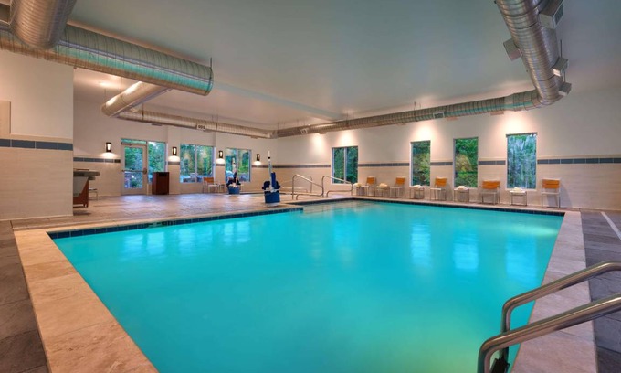 Fayetteville Hotel | 65 m² Hotel ∙ 8 guests