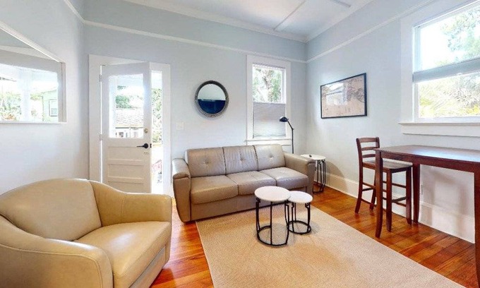 Downtown Historic District House | 65 m² House ∙ 1 bedroom ∙ 4 guests