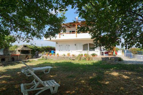 Avdira House | 65 m² House ∙ 2 bedrooms ∙ 5 guests
