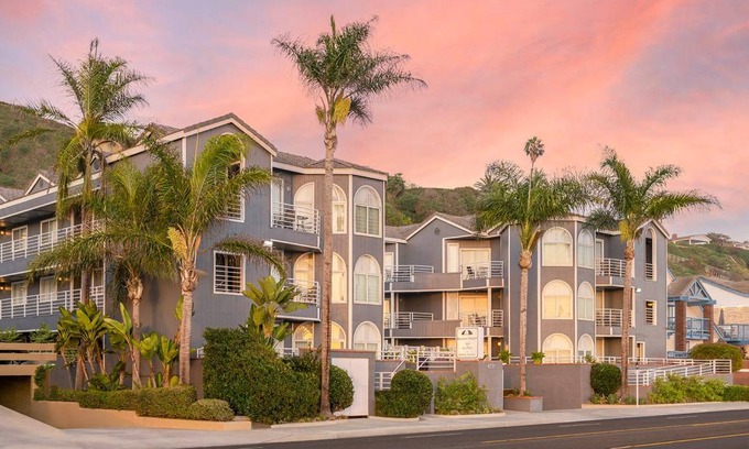 Capistrano Beach House | 65 m² Motel ∙ 11 guests