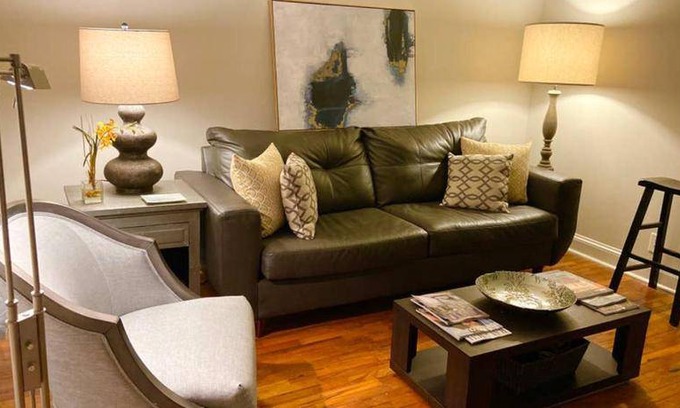 University Park Apartment | 650 m² Apartment ∙ 2 bedrooms ∙ 4 guests