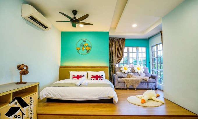 Seremban House | 650 m² House ∙ 6 bedrooms ∙ 22 guests