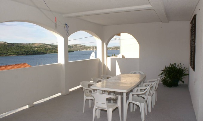 Tijesno Apartment | 66 m² Apartment ∙ 3 bedrooms ∙ 6 guests
