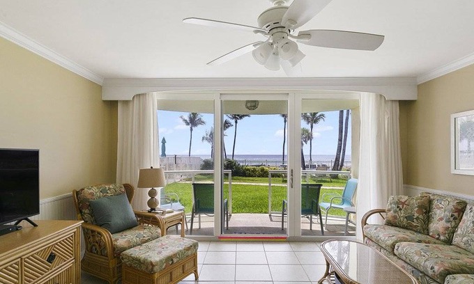 Deerfield Beach Condo | 67 m² Condo ∙ 1 bedroom ∙ 4 guests