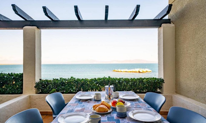 L'Escala Apartment | 68 m² Apartment ∙ 2 bedrooms ∙ 5 guests