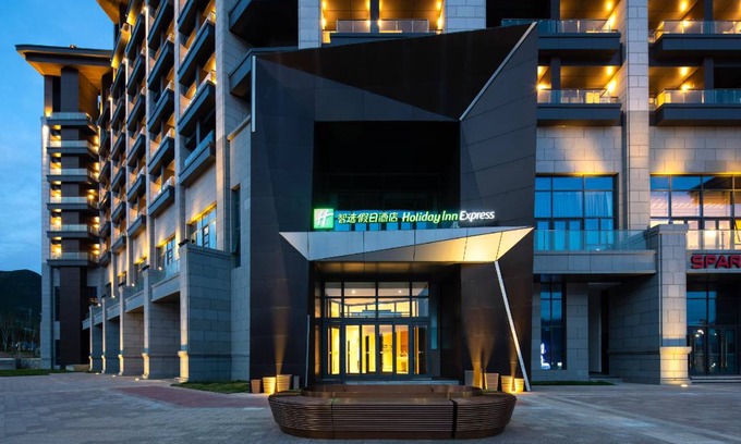 Chongli County Hotel | 68 m² Hotel ∙ 127 guests