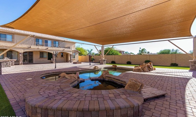 Missouri Ranch House | 6BR 5BA, Huge canopy, Pool Spa, indoor, outdoor games, pickleball, MUCH MORE!