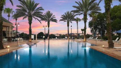 Reunion Apartment | 6MI to Disney Balcony View Golf Course Pool
