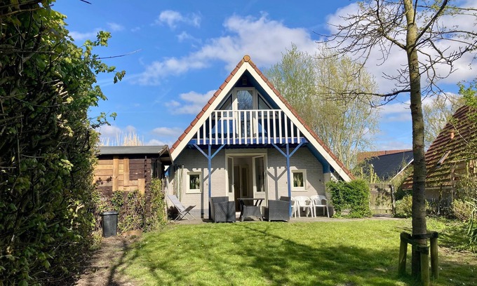 Anjum House | 6pers House with a private terrace and garden by the Lauwersmeer