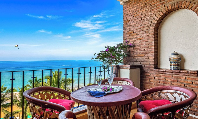 Emiliano Zapata Condo | 6th Floor Oceanfront Condo on the Beach in Zona Romantica - Best Location in PV!