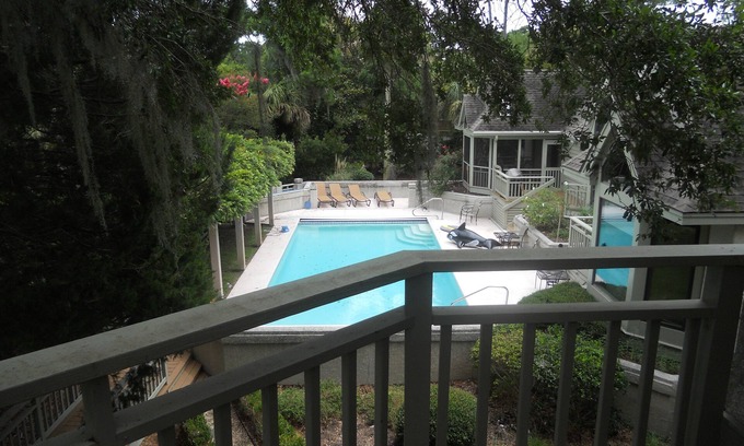 Vanderhorst Plantation House | 7 Bedroom - 7300 Sq Ft House/Guest Wing & private pool - Golf Cours
