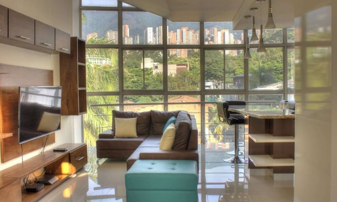 El Castillo Apartment | 7 bedroom combo inside Park LLers including private roof deck AC 3 hot tubs