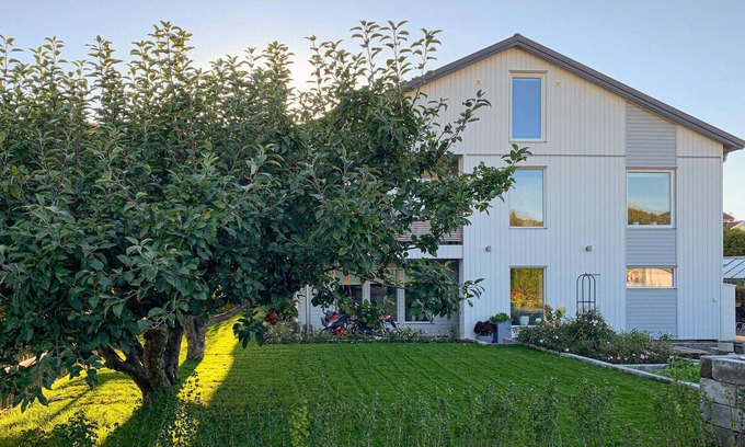 Bohus-Bjorko House | 7 bedroom gorgeous home in Bohus-Björkö