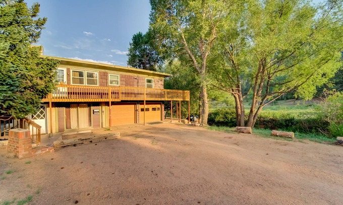 Cascade-Chipita Park House | 7 Bedroom on the Side of Pikes Peak on a Mountain Stream