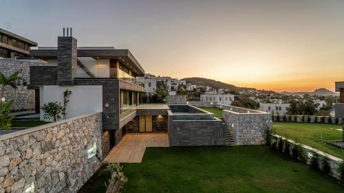 Yalikavak Villa | 7 Deluxe - A Seductive Blend Of Style And Serenity