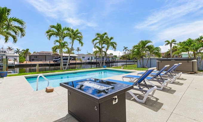 South Island House | 7 Dockside Dream: 3BR/3BA Pool Home w/Canal Access!