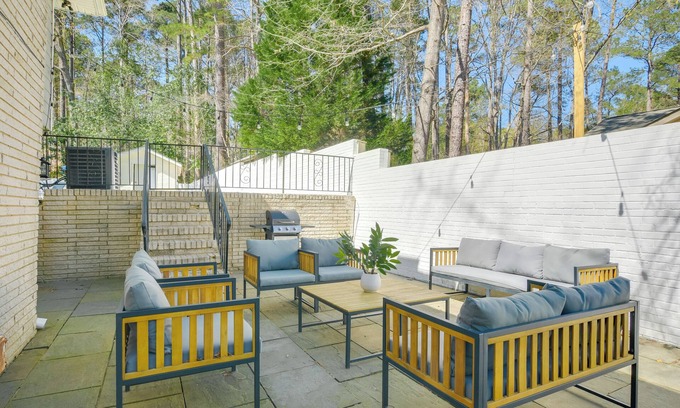 Durham House | 7 Mi to Dtwn Durham: Home w/Hot Tub & Game Room!