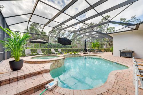 Naples House | 7 Mi to Great Wolf Lodge Water Park Luxury House