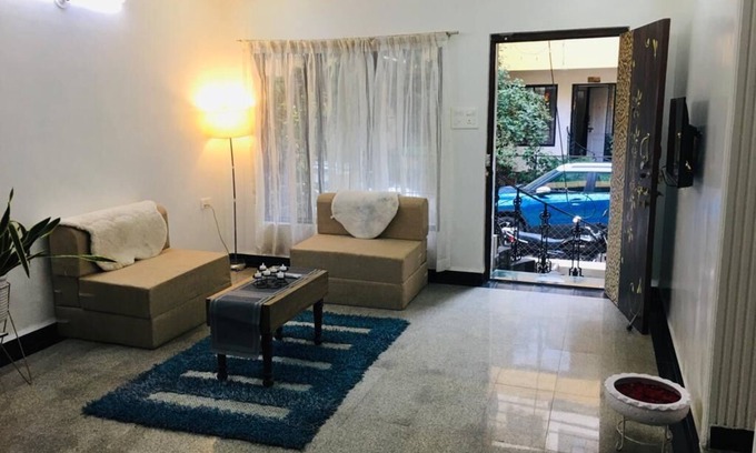 Mundhwa House | 7 Minutes from Airport+Bathtub+Terrace+BBQ Backyard+Garden+Wifi