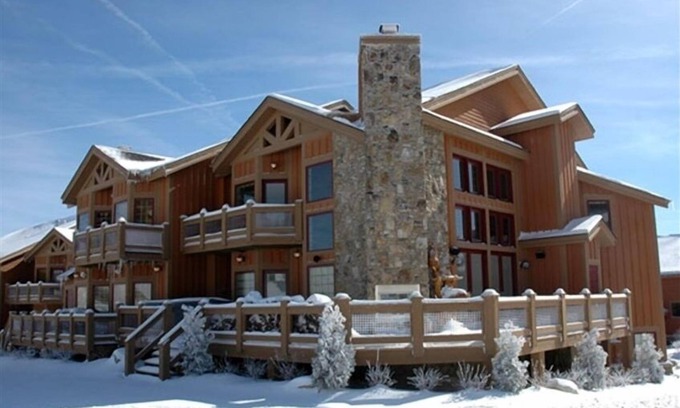 Champion House | 7 Springs - Luxury Southwind Ski-in Ski-Out Mountaintop Townhouse