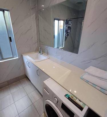 Kelmscott Apartment | 70 m² Apartment ∙ 2 bedrooms ∙ 4 guests