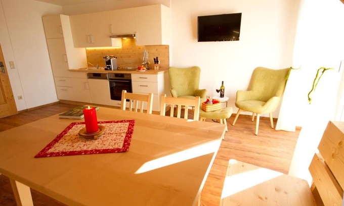 Muehlen Apartment | 70 m² Apartment ∙ 2 bedrooms ∙ 6 guests