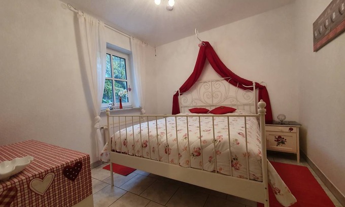 Schwanfeld Apartment | 70 m² Apartment ∙ 1 bedroom ∙ 4 guests