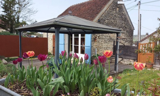 Arcy-sur-Cure Cottage | 70 m² Cabin ∙ 1 bedroom ∙ 4 guests
