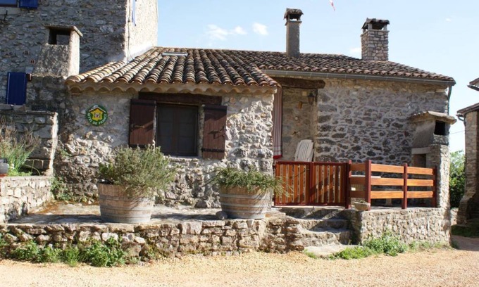 Brissac House | 70 m² Gîte ∙ 2 bedrooms ∙ 4 guests