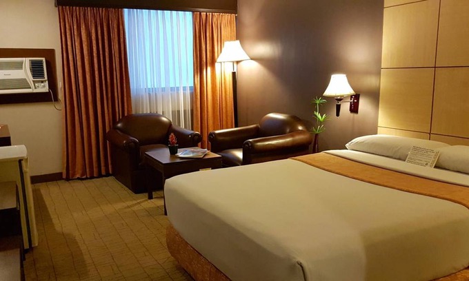 Ermita Night District Hotel | 70 m² Hotel ∙ 127 guests