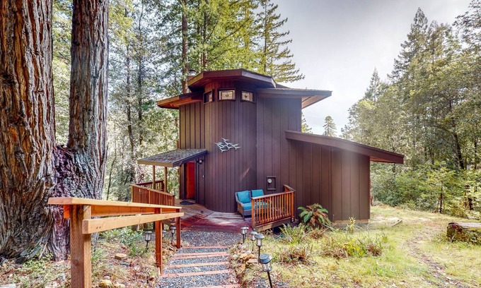 Timber Cove House | 70 m² House ∙ 1 bedroom ∙ 2 guests