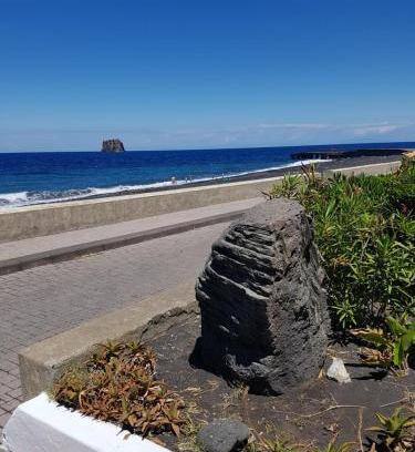 Stromboli House | 70 m² House ∙ 2 bedrooms ∙ 6 guests