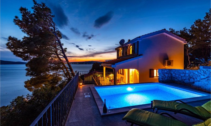 Novigrad House | 70 m² House ∙ 2 bedrooms ∙ 5 guests