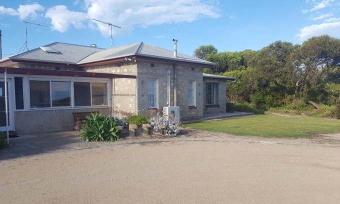 Warrenben House | 70 m² House ∙ 4 bedrooms ∙ 12 guests