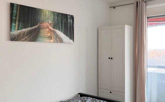 Thalkirchen - Obersendling - Forstenried - Furstenried - Solln Resort | 70 m² Private room ∙ 1 bedroom ∙ 2 guests