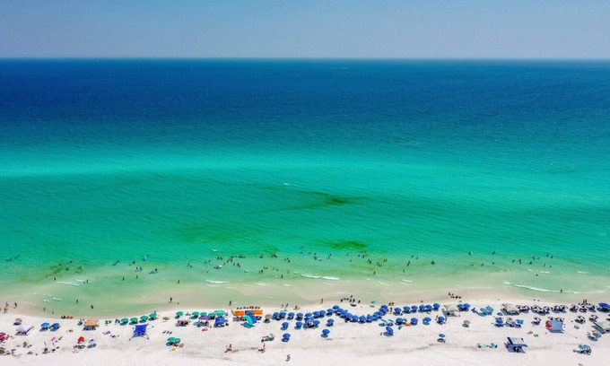 Fort Walton Beach - Destin Condo | 702 | Low Winter Rates! Beach + Pool + Tennis on Scenic 98!