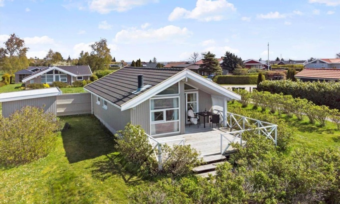 Bog By House | 7025 Bogø By - Sejlet 20