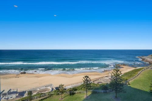 Newcastle Apartment | 703 Luxury Ocean View Apartment