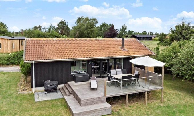 Bog By House | 7032 Bogø - Kværnen 32