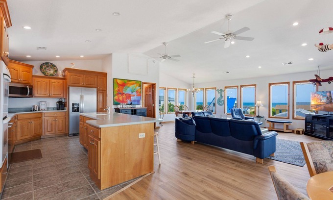 South Nags Head House | 7088 Short II * 1 Min Walk to the Beach