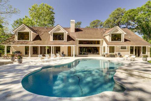 Barker House | 715 m² House ∙ 6 bedrooms ∙ 30 guests