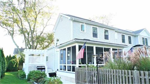 West Cape May House | 717 Broadway