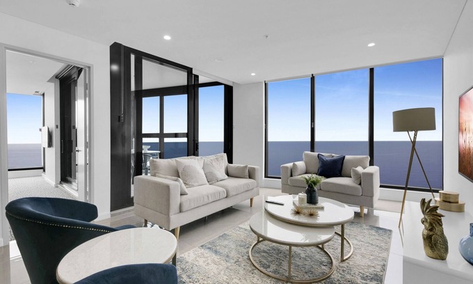 Surfers Paradise Apartment | 71st Floor Premium Stay with Expansive Ocean Views