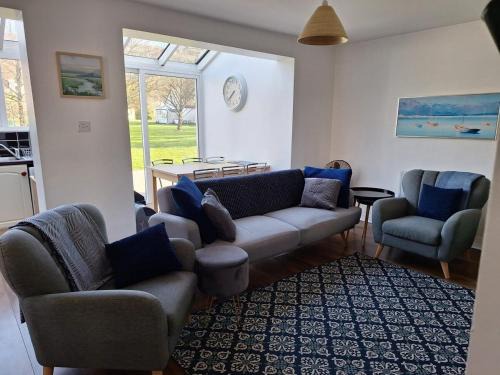 Clifden House | 72 Clifden Glen