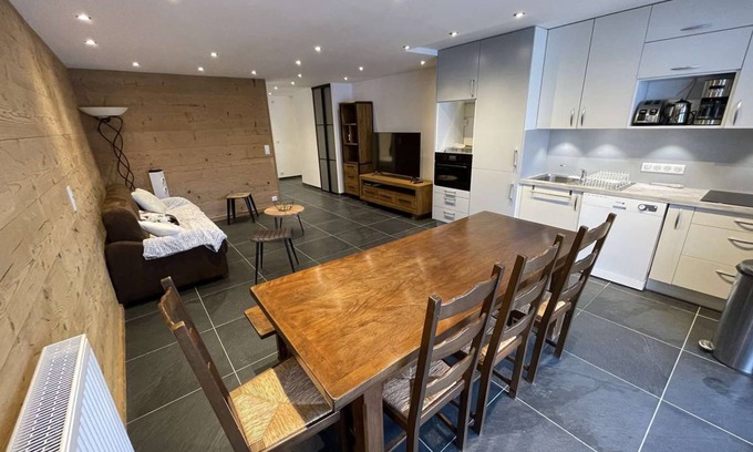 Les Claux Apartment | 72 m² Apartment ∙ 2 bedrooms ∙ 8 guests