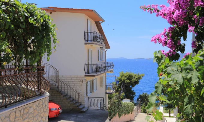 Okrug Donji Apartment | 72 m² Apartment ∙ 3 bedrooms ∙ 6 guests