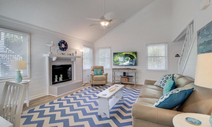 Isle of Palms House | 72 Pelican Bay