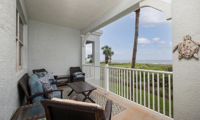 Palm Coast Apartment | 725 Cinnamon Beach, 3 Bedrooms, Ocean Front, Pool Access, WiFi Sleeps 8