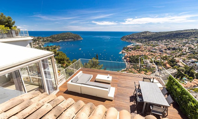 Villefranche-sur-Mer Apartment | 73 CORNE D'OR